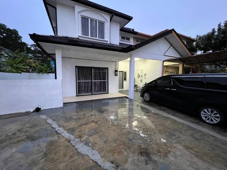 Rumah Melati By Impian Homestay Klia-Salak Tinggi-Nilai Sepang Exteriér fotografie